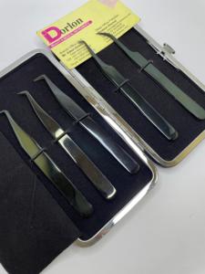 Pinzas de pestañas de plasma negras con acabado brillante Logotipo personalizado Volumen de acero inoxidable Volumen curvo Pinzas de pestañas de Punta personalizada. - Product Image 3