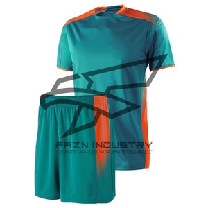 Ensemble d'uniformes de tennis pour hommes T-shirt et short en polyester à séchage rapide pour les compétitions d'entraînement professionnel et les clubs - Product Image 5