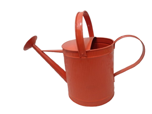 Arrosoir en métal rouge pour plantes de jardin, arrosoir à main durable, outil de jardinage décoratif pour une utilisation intérieure et extérieure - Product Image 4