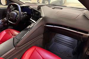 Corvette Stingray Coupé 2024 ~6 100 milles kilométrés, moteur V8 de 6,2 litres, pack performance Z51 - Product Image 3