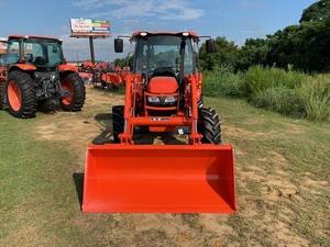 M4-071 2025 Tractor M4-071 - Product Image 3