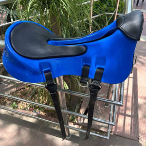 Selle d'endurance en plastique incassable Podium, 18 pouces, qualité supérieure, solide et légère - Product Image 1