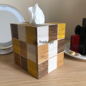 Boîte à mouchoirs en bois de luxe, motif floral gravé, design élégant, support de table pour maisons et bureaux, disponible en différentes formes - Product Image 3