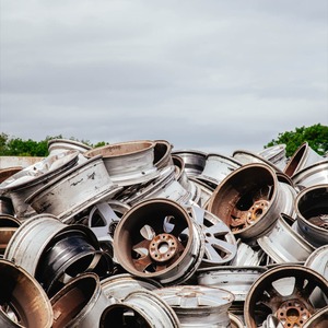 Precio bajo de fábrica al por mayor de buena calidad de aleación de rueda de aluminio chatarra 99.90% para la venta - Product Image 4