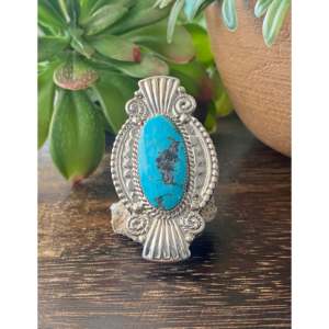 Anillo de Joyería Fina Hecho a Mano por los Navajo, Turquesa Kingman y Plata de Ley, Estilo Elegante para Uso Diario, Talla 6 - Product Image 1