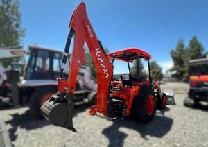 จัดส่งฟรี รถตักล้อยาง KUBOTA M62 TLB พร้อมหัวขุดด้านหน้าและด้านหลัง - Product Image 5