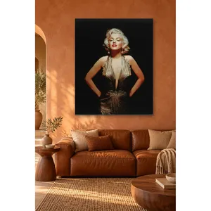 Fida Marilyn Monroe en robe dorée sur fond noir, impression sur toile - Product Image 1