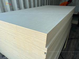 Tablero fenólico de grado AA, entrega rápida, contrachapado de álamo de 12/15/18mm de espesor, resistente para uso en cocina, fabricado en Vietnam - Product Image 5