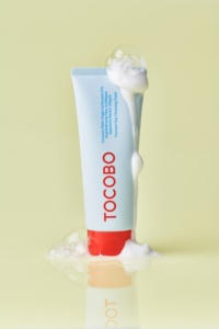 Espuma Limpiadora de Arcilla de Coco TOCOBO, Limpiador Vegano de Baja Irritación para una Limpieza Profunda de los Poros, Eliminación de Sebo y Acabado Hidratante - Product Image 6