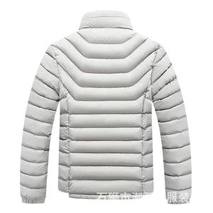 Veste matelassée brillante pour homme sur mesure, col montant, logo frontal, fabricant OEM, vêtements d'extérieur chauds, designs de haute qualité - Product Image 5
