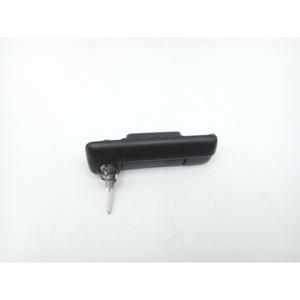 มือจับประตูด้านนอกด้านหน้าซ้าย FIAT 127 ซีรีส์ (71>87) รุ่น 5951483 - Product Image 1