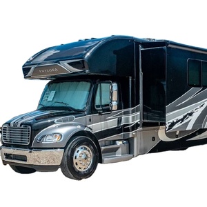 Autocaravana de Lujo C OACH ACCOLADE 2023 Usada, Emisión Euro IV, Motor de 4.5L, Caja de Cambios Automática, Asientos de Cuero, 8 Pasajeros, Aluminio - Product Image 1