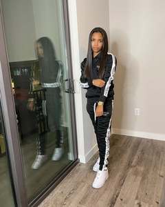 Conjunto Deportivo Personalizado para Mujer, Conjunto de Sudadera con Cremallera y Pantalones Jogger Lisos para Otoño, Ropa Deportiva de Dos Piezas - Product Image 6