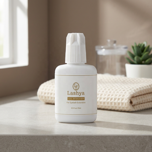 Removedor de Pegamento para Pestañas Lashya, Gel Removedor, Solvente para el Cuidado de las Pestañas, 15 ml, Botella Blanca para Uso en Salón, Limpieza Segura - Product Image 2