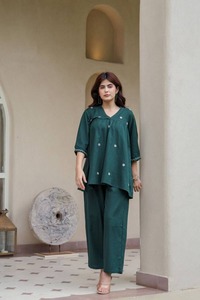 Conjunto de Dos Piezas Moderno de Algodón, Elegante y Femenino para Mujer, al por Mayor y a Bajo Precio con MOQ Bajo - Product Image 6