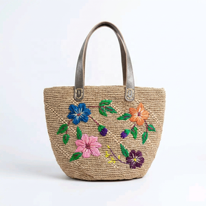 Bolso de mano de mimbre floral con rafia, tipo tote, con correa para el hombro, ideal para la playa, vacaciones de verano, para mujer, hecho en Vietnam. - Product Image 3
