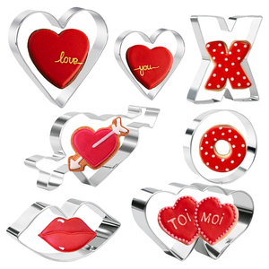 ชุดตัดคุกกี้สุดสร้างสรรค์ชุดสแตนเลสสตีลสไตล์คริสต์มาสสำหรับหัวใจในวาเลนไทน์ใช้แม่พิมพ์และสนุกกับการอบในวันหยุด - Product Image 1