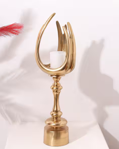 Bougeoir au design unique Bougeoir royal pour décoration intérieure Pièce maîtresse de réception de mariage Photophore en métal avec antiquité - Product Image 4