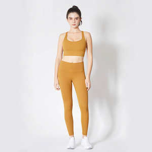 Nouvel ensemble de sport et yoga pour femme, taille XXL, haute qualité, respirant, été, soutien-gorge de sport et pantalon, taille avec logo, 2 pièces, sans couture, uni - Product Image 1