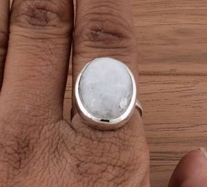 Bague classique en argent sterling 925 faite à la main ovale arc-en-ciel pierre de lune bijoux en pierres précieuses naturelles pour les occasions de fête de mariage unisexe - Product Image 1