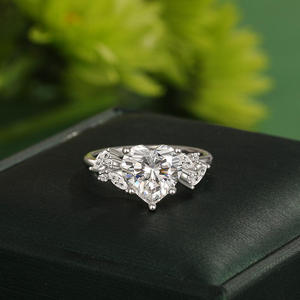 Jeulia Classic Custom Heart <b>Cluster</b> <b>Crystal</b> Ring - Product Image 4