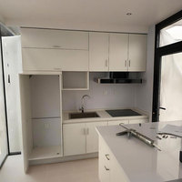 Cabine préfabriquée compacte de luxe en forme de pomme, maison préfabriquée avec un design gain de place