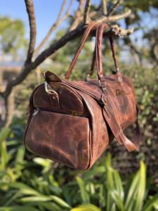 Sacs de voyage en cuir Crunch, design unique, multi-usages, sac artisanal unisexe, sac de voyage de grande taille, sac de sport multi-usages à la mode - Product Image 2