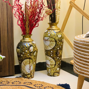 Vase à fleurs en métal martelé léger avec logo personnalisable moderne, finition mate pour une utilisation décorative dans le salon - Product Image 4