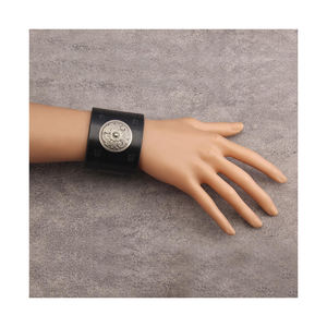 Pulsera de cuero Vintage para hombre, brazalete de cuerda marrón - Product Image 4