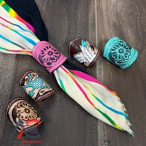 Novedades al por Mayor, Anillo de Cuero Genuino Hecho a Mano, Estilo Western, para Pañuelo, Bandana, Brazalete para Vaqueras - Product Image 1