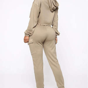 Conjunto de chándal de mujer al por mayor, chándal de forro polar transpirable con diseño elegante, chándal de mujer para uso diario - Product Image 3