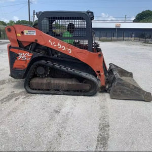 Kubota SVL75-2 HAUTE DÉBIT SKID STEER Disponible - Product Image 1