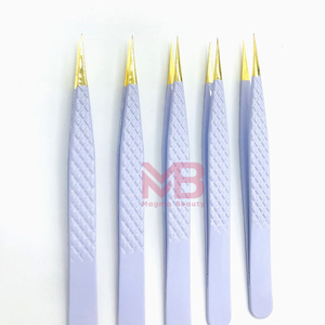 Meilleures pinces à cils tendance pour l'application et l'isolation, pinces à cils durables et résistantes à la rouille pour une utilisation longue durée - Product Image 4