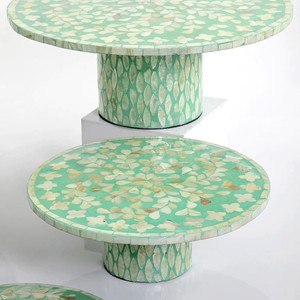 Support à gâteau en chocolat à motif de fleurs vertes de premier choix arabe en provenance du Vietnam par Artex Thien Thanh - Product Image 1