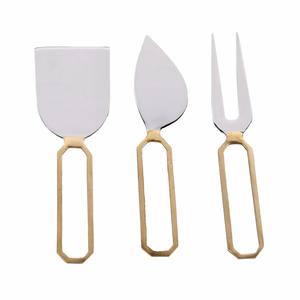 Ensemble de couteaux à fromage en métal doré, outils de service à fromage luxueux et design pour plateau à fromage, hôtel et cadeaux - Product Image 6