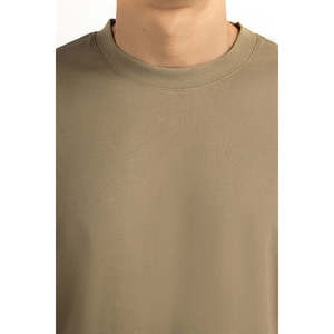 เสื้อยืดคอตตอนพรีเมียมทรงปกติ MN-TS-SS26-002-C ผ้าถักระบายอากาศได้ดี น้ำหนัก 300 กรัม พิมพ์ลายซิลค์สกรีน ลายเรียบ - Product Image 2