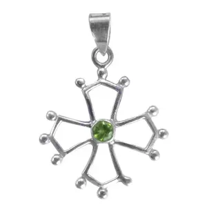Pendentif Croix Religieuse en Argent 925 avec Peridot & Diamant Bijoux avec Perle pour Femmes Fait Main en Inde - Product Image 2
