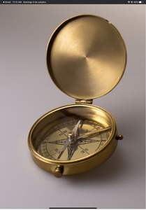 Boussole nautique classique en métal, boussole de poche en laiton antique, outil de navigation extérieur fonctionnel - Product Image 2