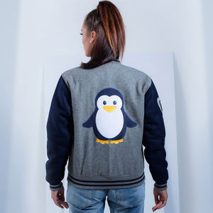 Chaqueta con letras de manga de cuero sintético Chaqueta universitaria gruesa y cálida para clima frío - Product Image 5