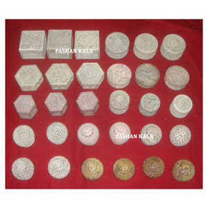 Boîtes à bijoux en pierre de savon naturelle sculptées à la main, avec forme personnalisée, couleur naturelle, utilisées pour la décoration de la maison et les cadeaux - Product Image 1