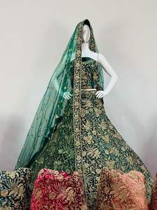 Lehenga Choli indien pakistanais vêtements de mariage de mariée pour femmes élégantes broderie lourde travail plein velours longue mode soie pour - Product Image 2