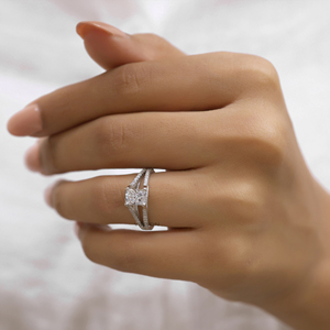 Anillo de compromiso de diamante de moissanita de corte radiante de 1 quilate para mujer anillos de piedras preciosas de boda de catedral de oro amarillo sólido de 18 quilates - Product Image 2