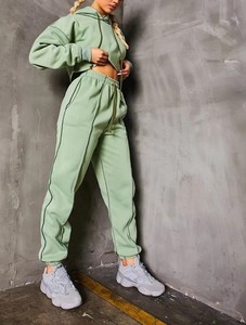 2025 mode décontracté femmes haut court à capuche ensemble femmes 2 pièces Joggers pantalon ensemble Streetwear - Product Image 5