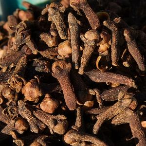 Épice de girofle biologique de qualité supérieure, clous de girofle secs bien triés au prix de gros bon marché - Product Image 1