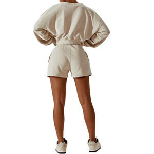 Conjuntos Deportivos de Invierno para Mujer, Logotipo Personalizado, Ropa Deportiva de Algodón de Alta Calidad para Gimnasio, Sudadera con Capucha y Pantalones Cortos, Conjunto de 2 Piezas, Chándal Moderno - Product Image 3