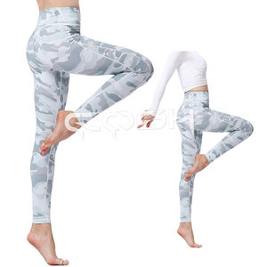 Leggings de mujer sublimados para yoga y ropa de calle de alta calidad - Product Image 4