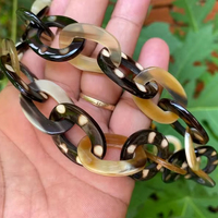 Collier artisanal en corne polie pour fille, bijou de mode écologique à thème marin, idéal pour offrir à la famille et les amis