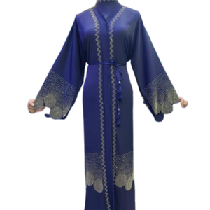 ชุดอาบายาดูไบสีดำสวยงามสำหรับผู้หญิงเสื้อผ้าอิสลามแบบดั้งเดิมพร้อมอุปกรณ์เสริมแบบดั้งเดิมของมุสลิมคาฟตันสำหรับทำงานด้วยมือ - Product Image 1