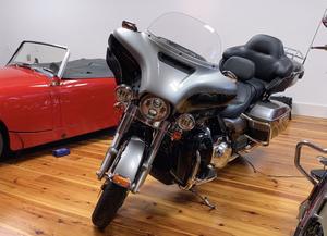 Nueva Motocicleta de Aventura - Product Image 3