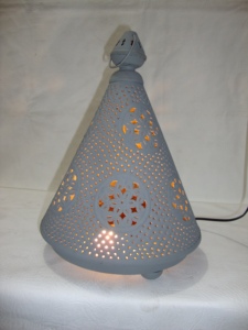 Lanternes de maison et de jardin composées d'acier inoxydable et de fer et de bois avec des supports et des supports de T-light dans les finitions multiples au besoin - Product Image 3